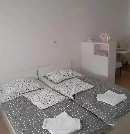 Privatni Apartman City *